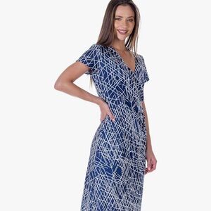 24seven Comfort Apparel Navy Geometric Print Knee Length Short Sleeve Dress
